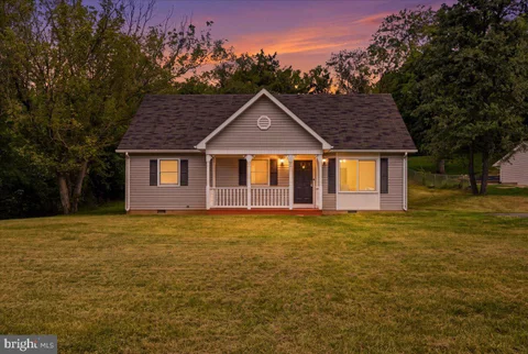 3129 Howellsville Road, Front Royal, VA 22630 - #: VAWR2015362