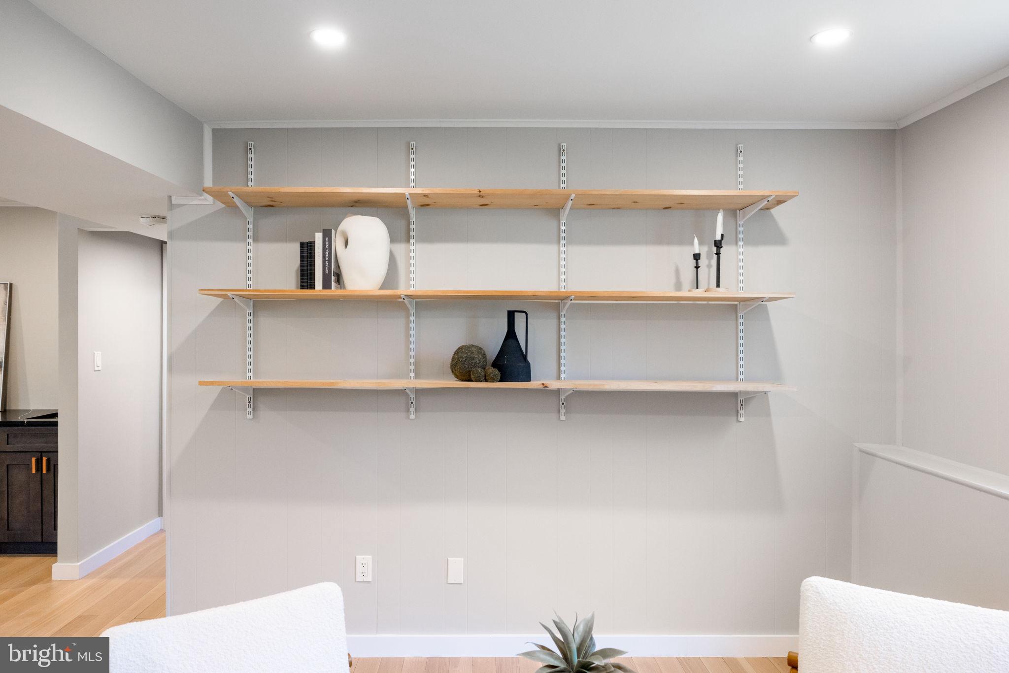 HIDDENBROOK - Residential