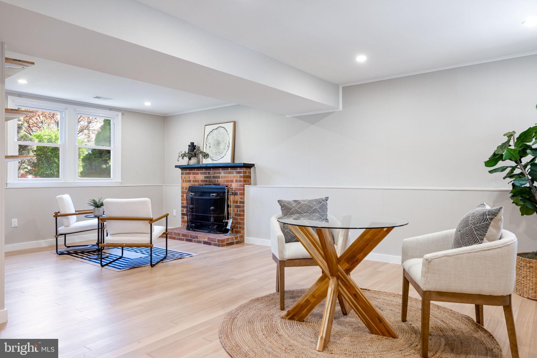 HIDDENBROOK - Residential