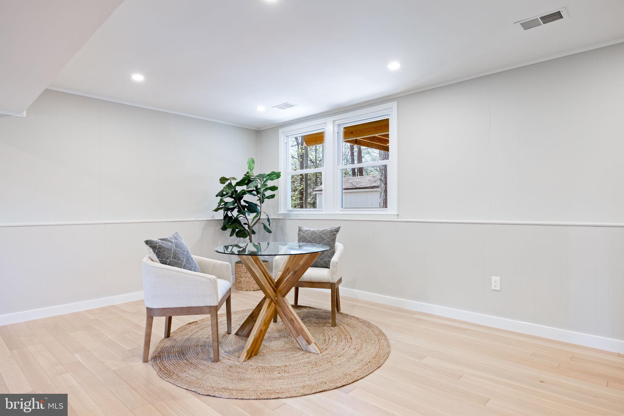 HIDDENBROOK - Residential