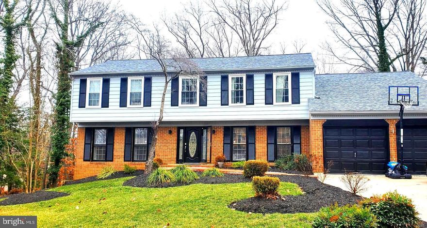 PENDING RELEASE - Beautifully spacious and stunning colonial in the quiet and sought after Tantallon Hills community with superb curb appeal, in Fort Washington, Maryland is turn-key and ready for move-in. 5 beds, 3.5 baths, a huge fully finished basement, lots of storage and a large 2 car garage! Roof 2021, New Deck 2022, HVAC 2021, Water Heater 2020. The main level features an open floor plan concept with tons of natural lighting that is perfect for entertaining. The hardwood flooring and  eat-in kitchen will have you and your guests in awe. Just off the beautiful dining room area, you have a private outdoor oasis with plenty of land space to relax and take in the fresh air or entertain a few guests. For those cool evenings, relax and warm up in the family room  area next to your fireplace.  This home rests in a cul de sac and is conveniently located close to schools, restaurants, local amenities, the National Harbor, MGM casino, Tanger Outlets and minutes away from Washington, DC and Virginia via the Woodrow Wilson Bridge and quick access to local and major highways. 5 minutes from NEW Charter School K-8 opens Sept, Marina, Golf Club, Ft Washington National Park, Potomac River