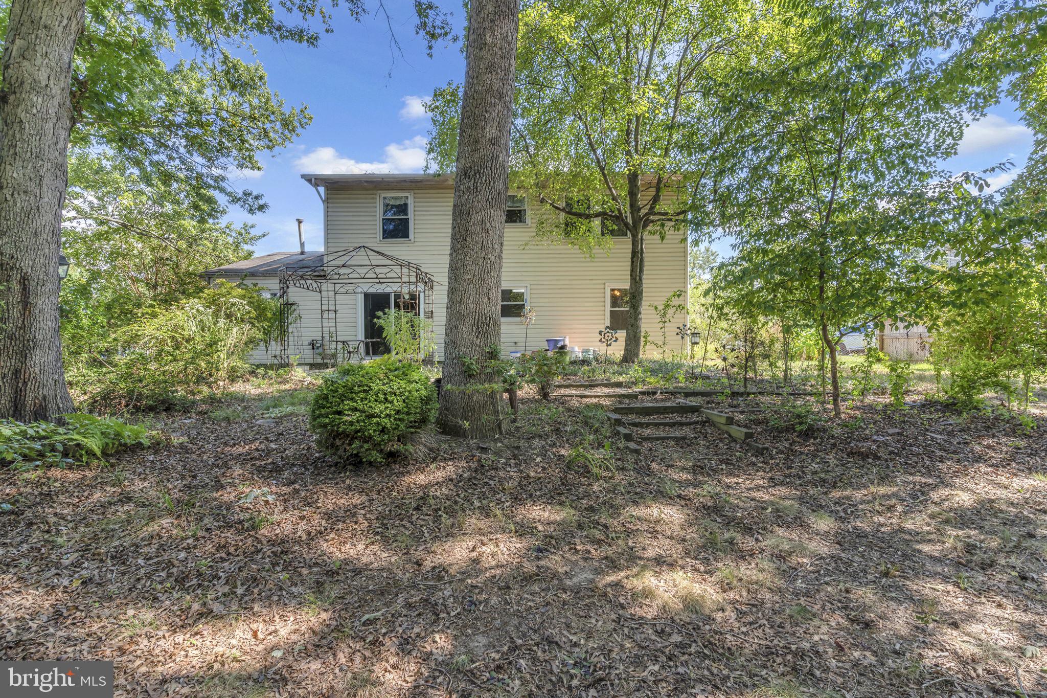 790 UNIVERSITY DRIVE