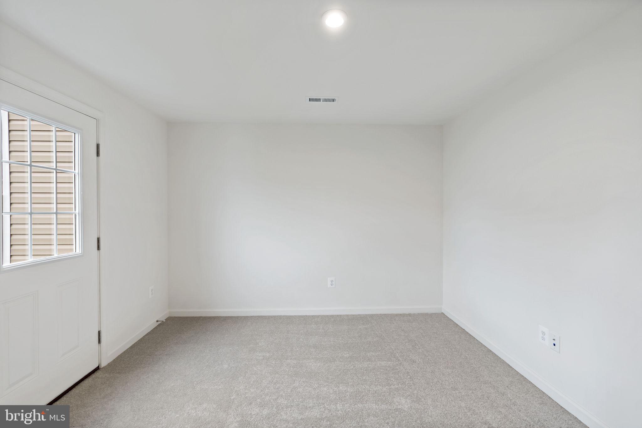 OVERLOOK AT RIVERSIDE TOWNHOMES - Residential