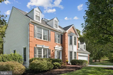 15056 Brown Post Lane, Centreville, VA MLS: VAFX2275970