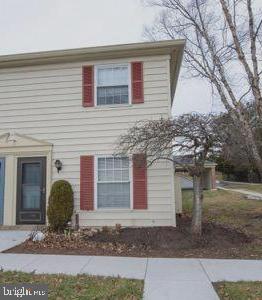 100 WELLINGTON TERRACE 10-M