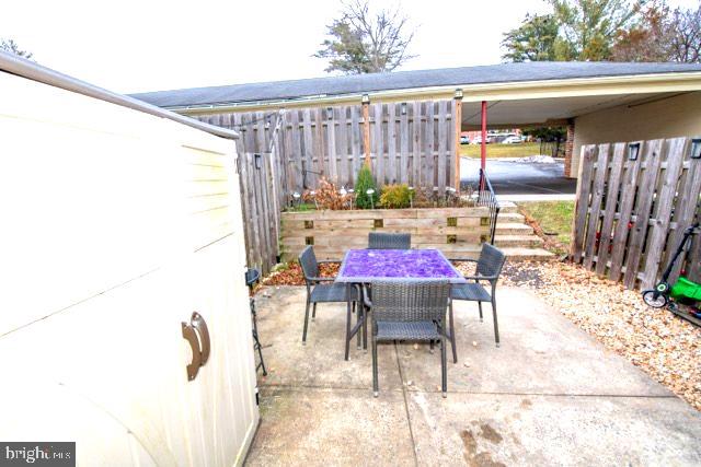 CHATHAM VIL OF TOW - Residential