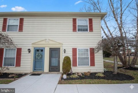 100 WELLINGTON TERRACE 10-M LANSDALE PA 19446