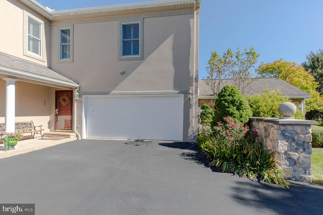 102 ASBURY LANE