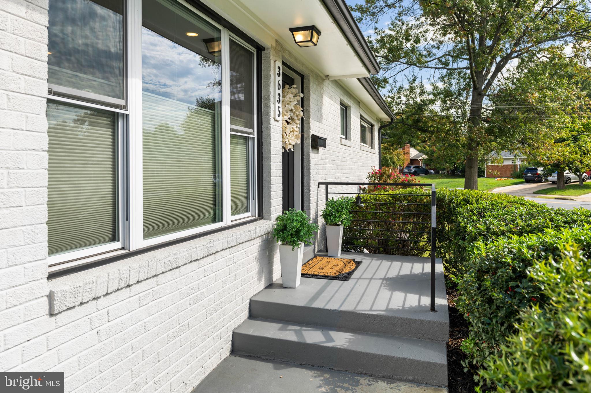 3635 DANNYS LANE