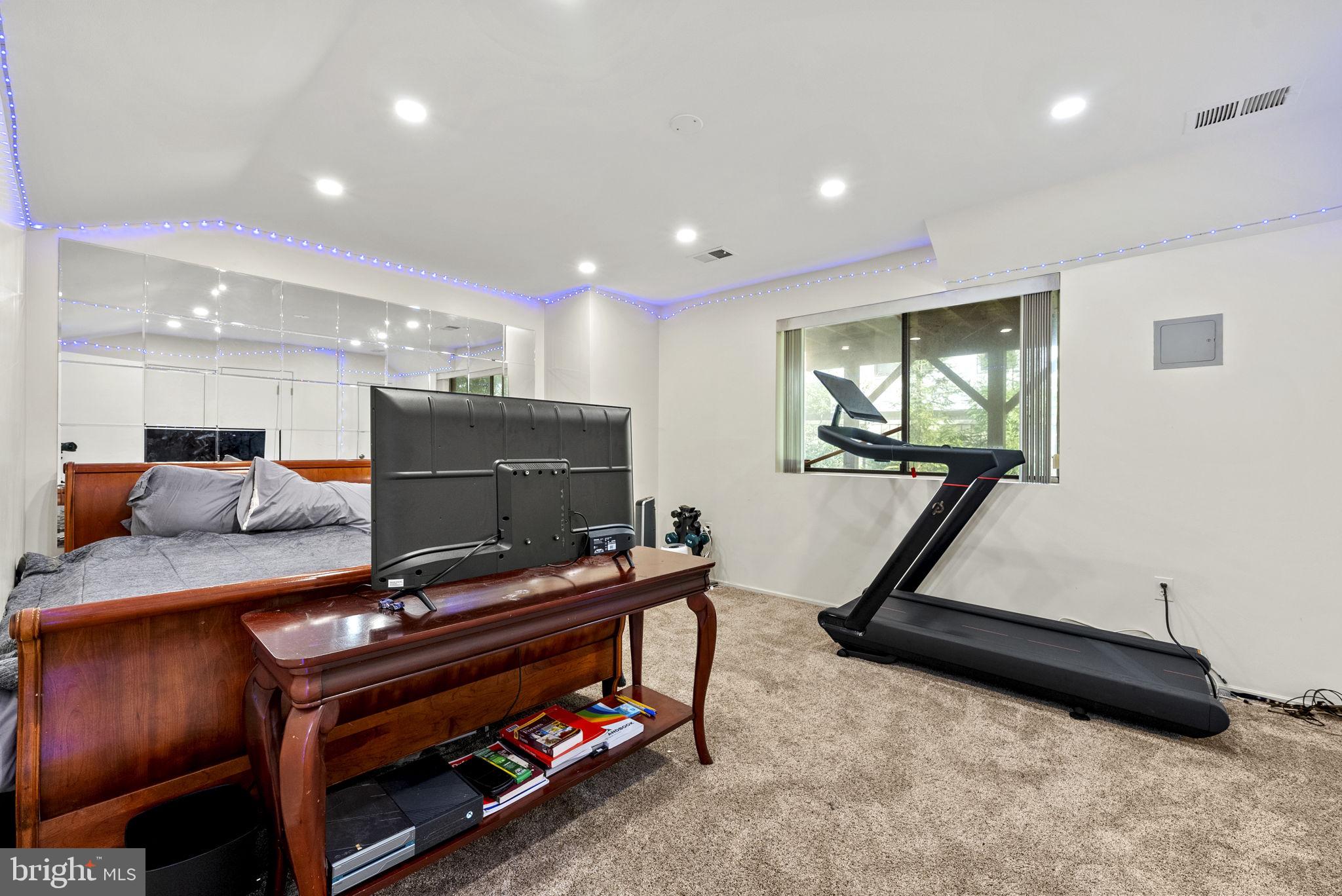 EVERGREEN - Residential