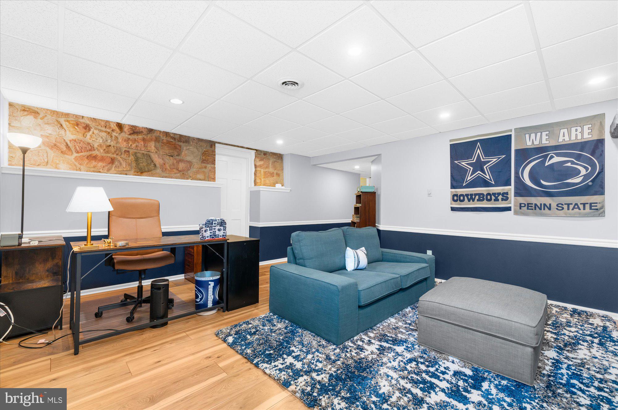 BIRDLAND - Residential