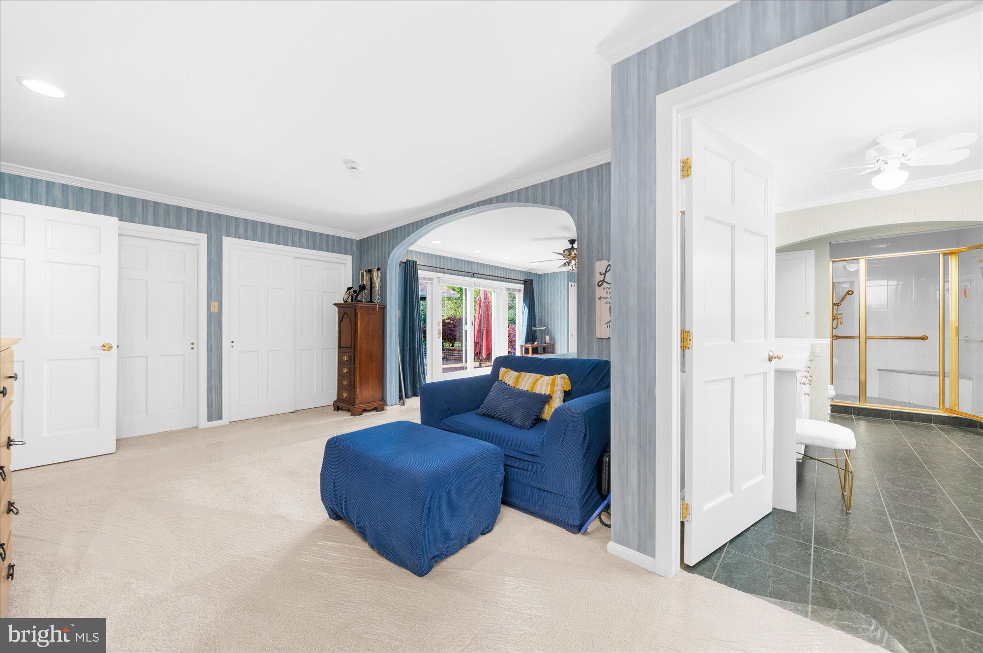 BIRDLAND - Residential
