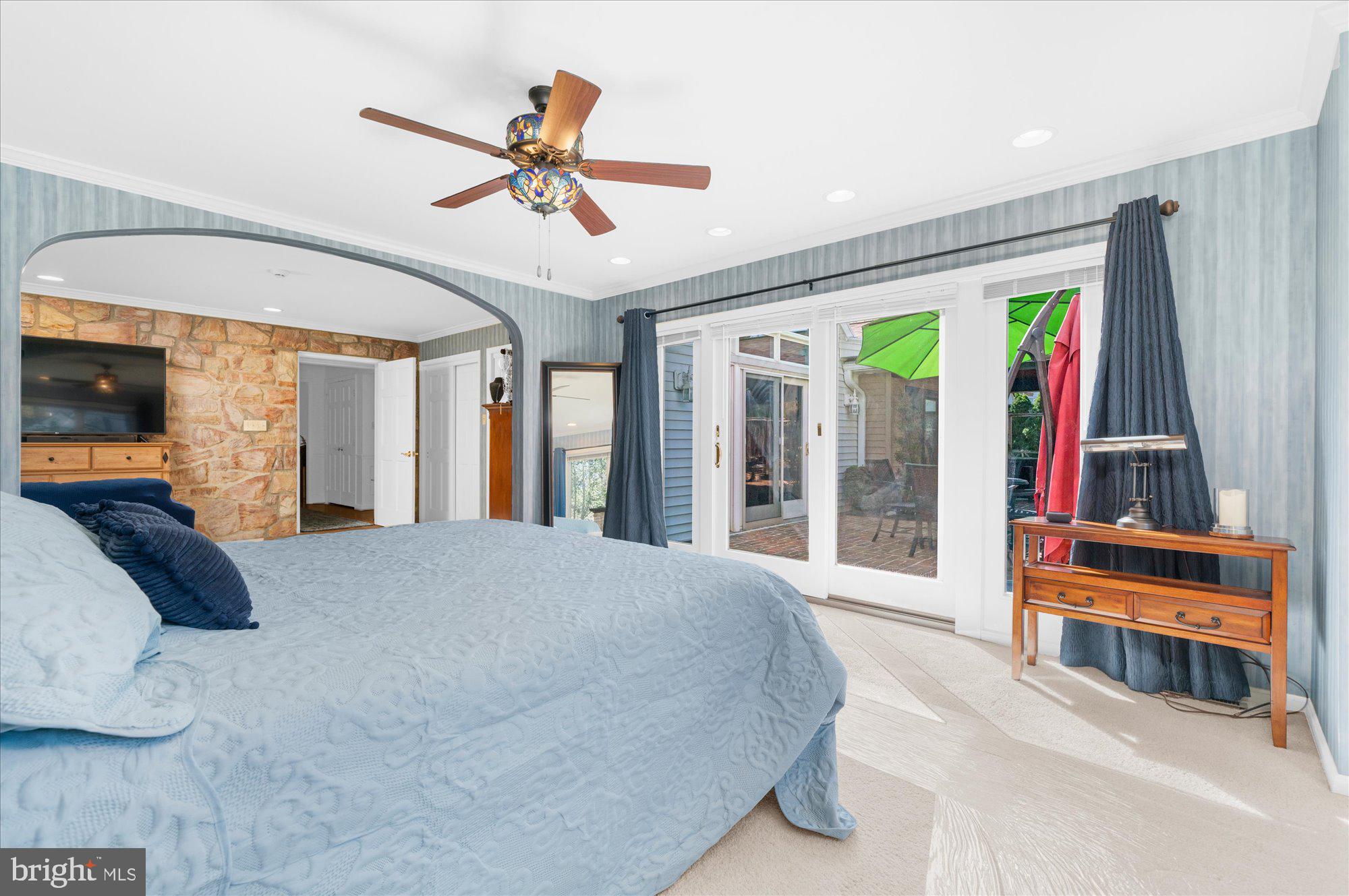 BIRDLAND - Residential