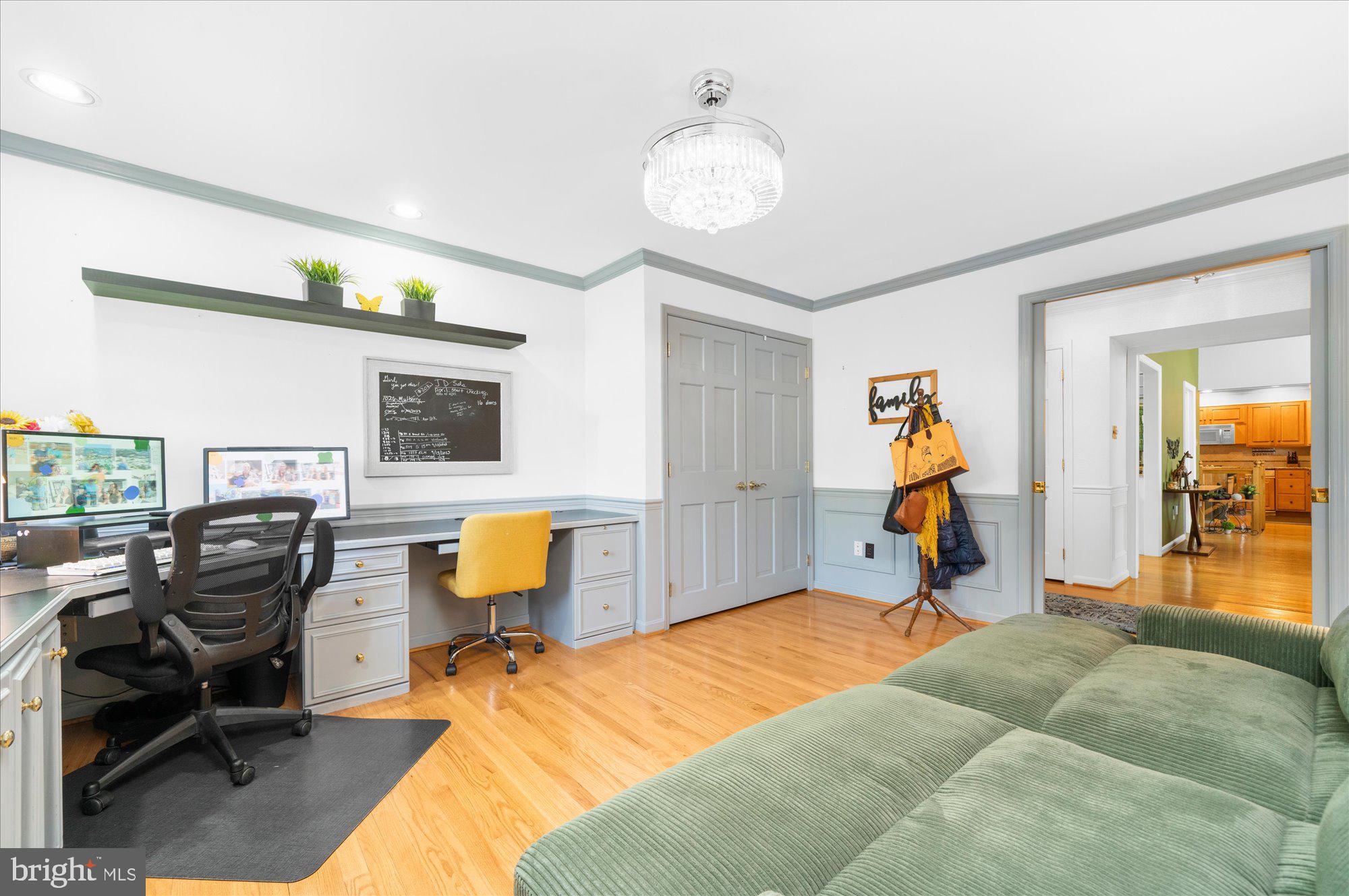 BIRDLAND - Residential