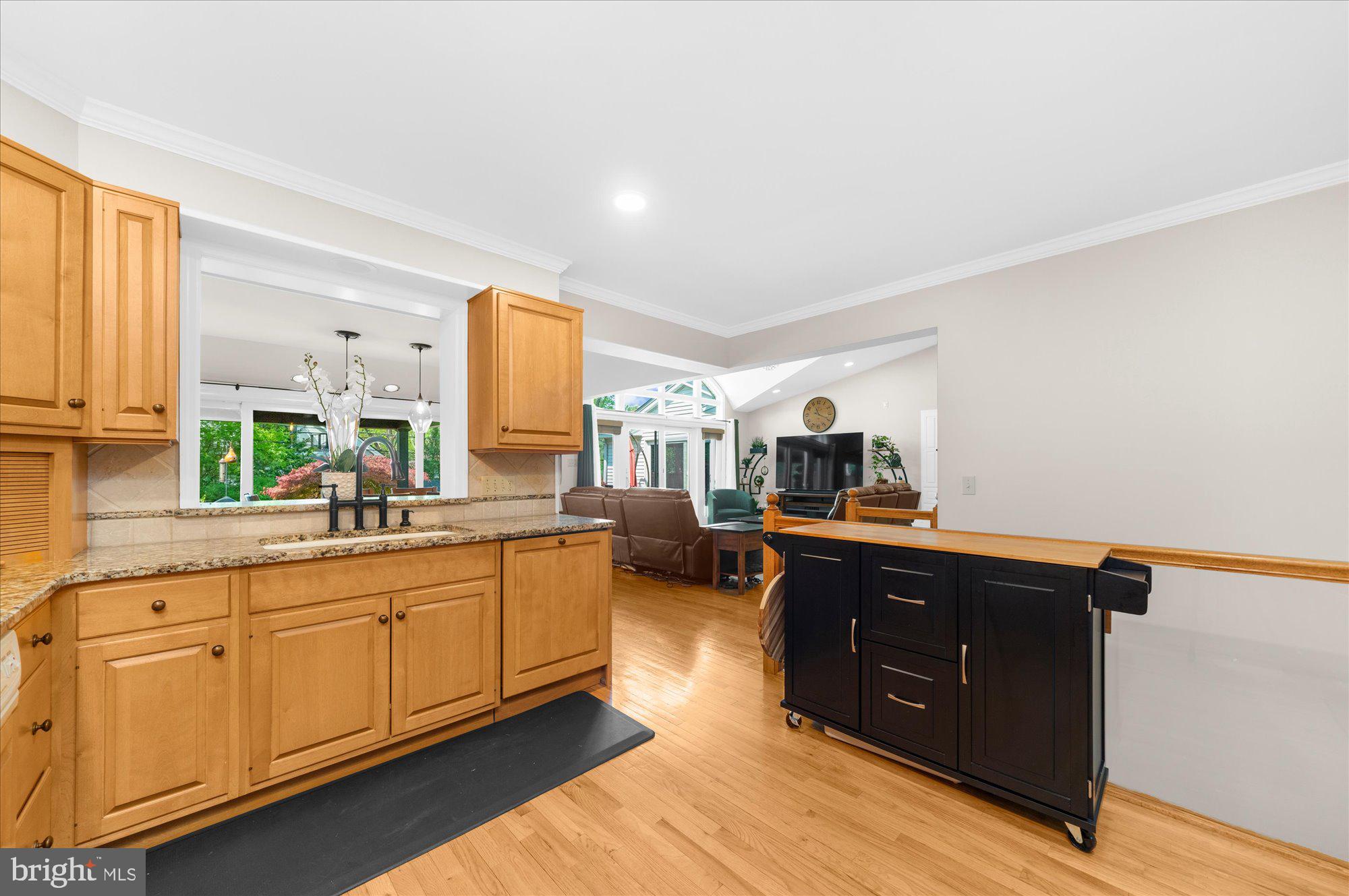 BIRDLAND - Residential