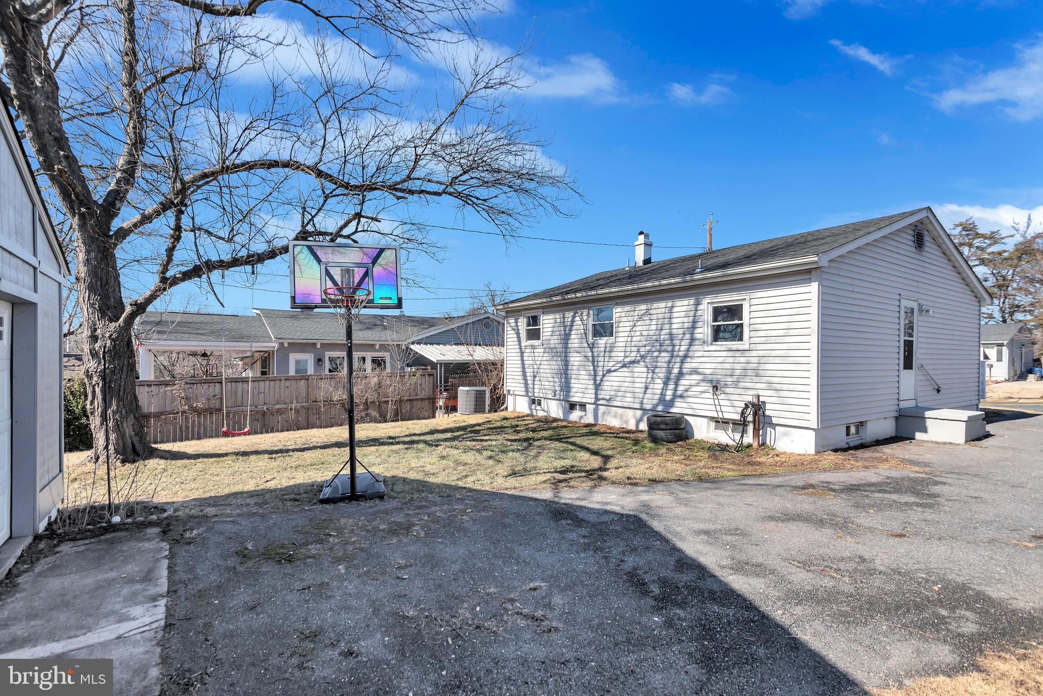 MARYLAND CITY - Residential