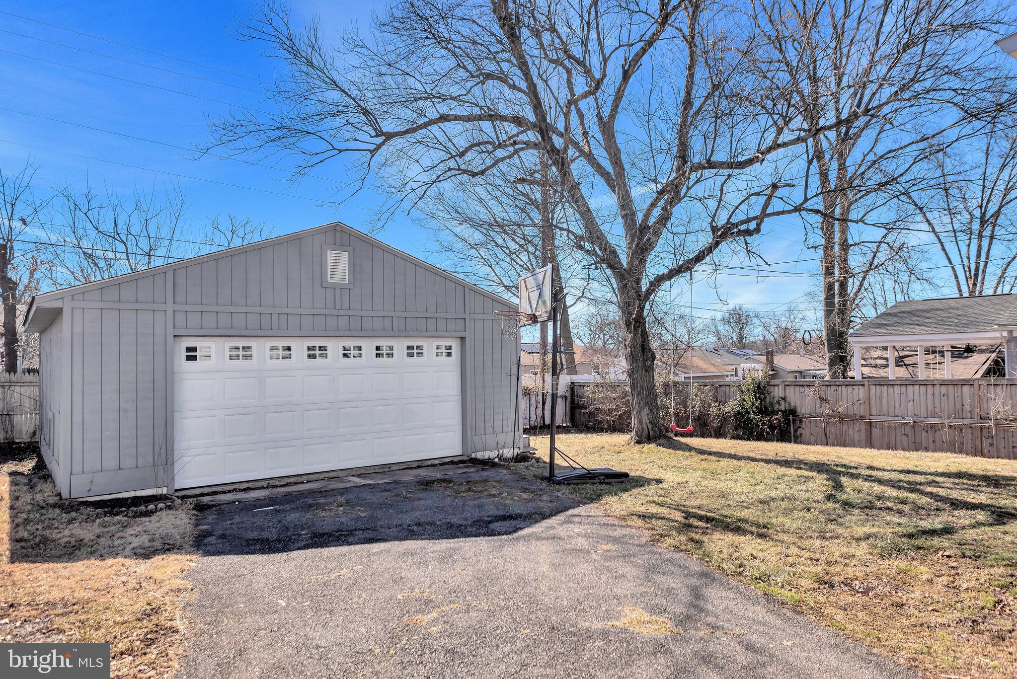 MARYLAND CITY - Residential