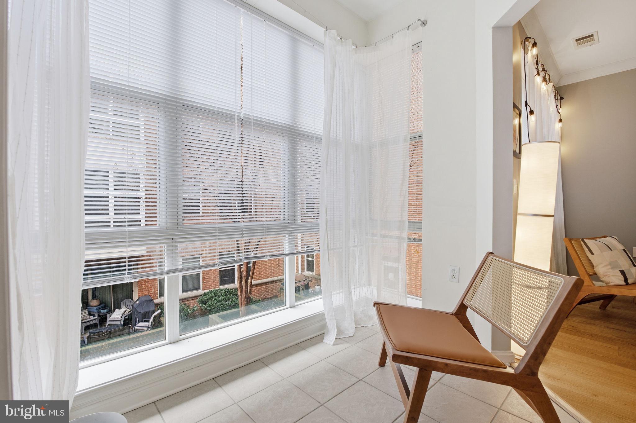 PIERSIDE AT HARBORVIEW - Residential