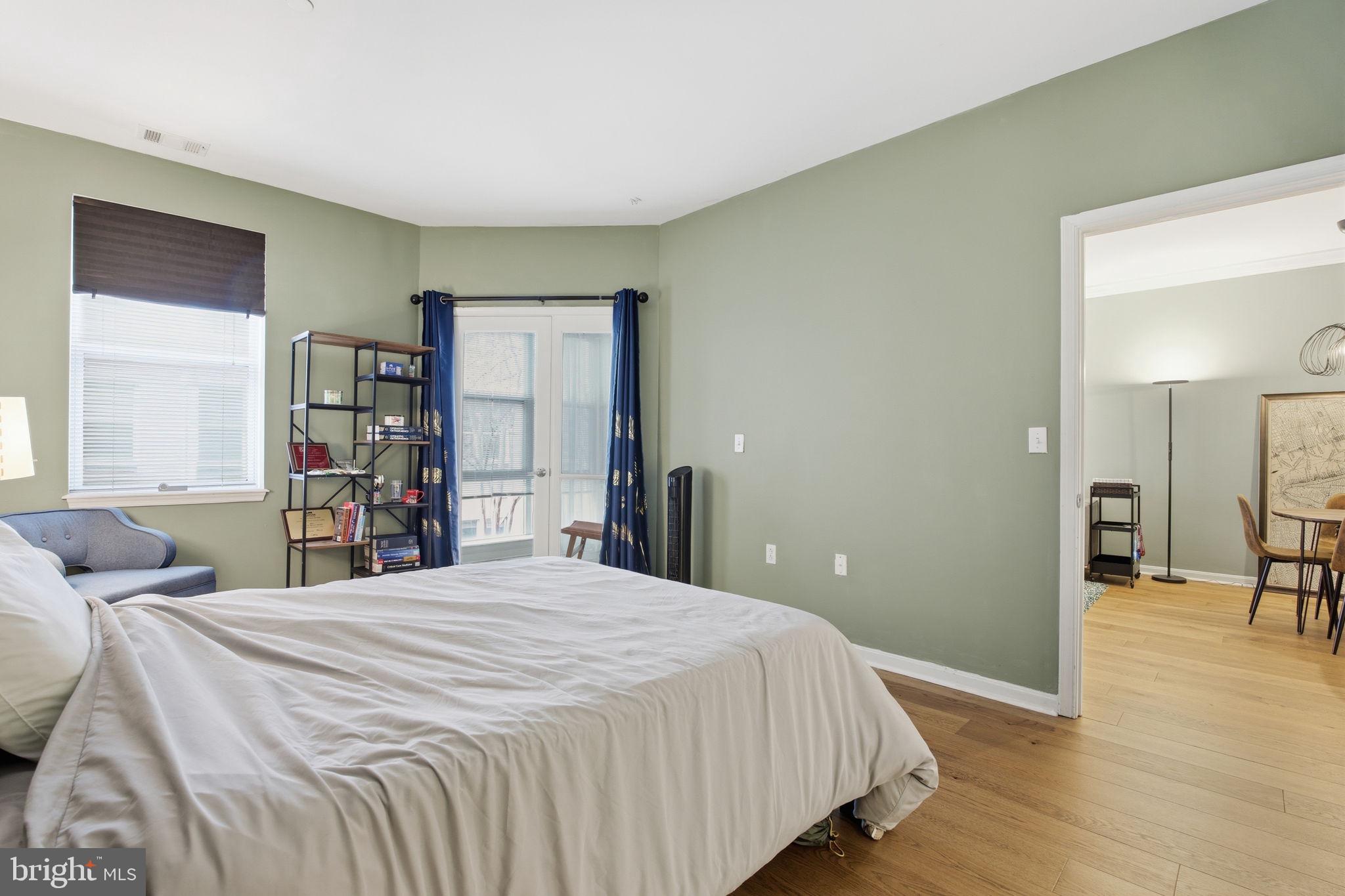 PIERSIDE AT HARBORVIEW - Residential