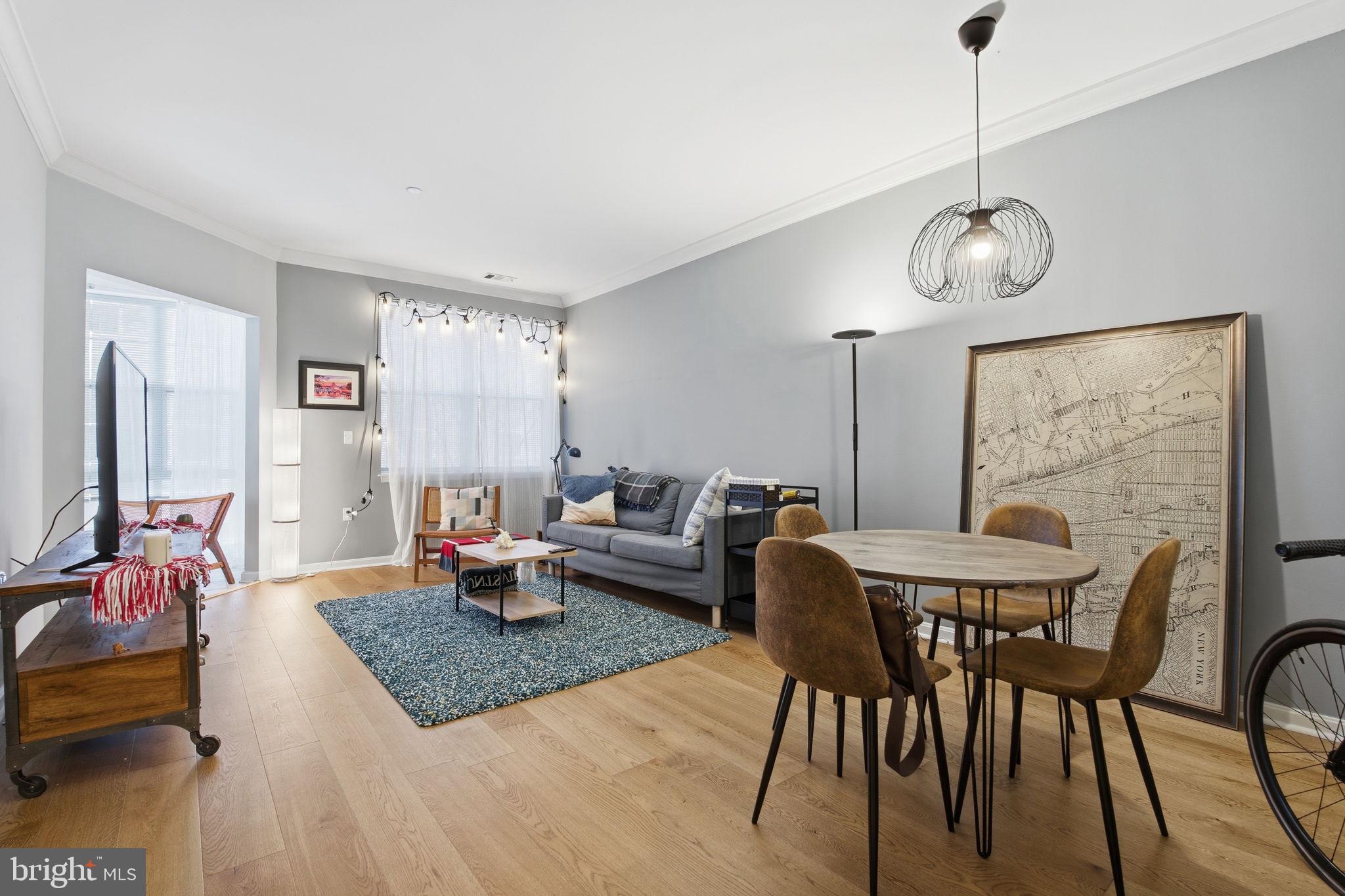 PIERSIDE AT HARBORVIEW - Residential