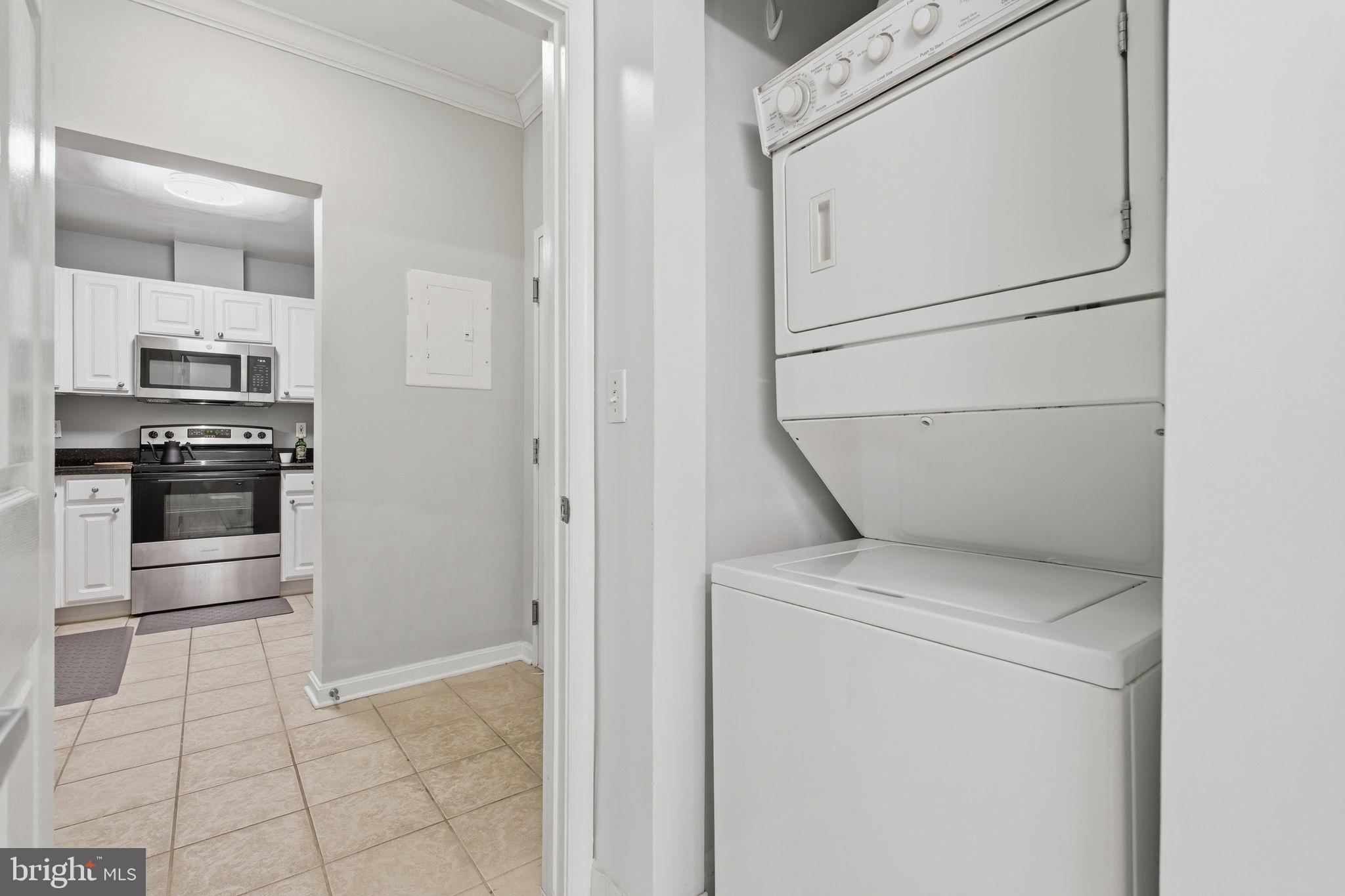 PIERSIDE AT HARBORVIEW - Residential