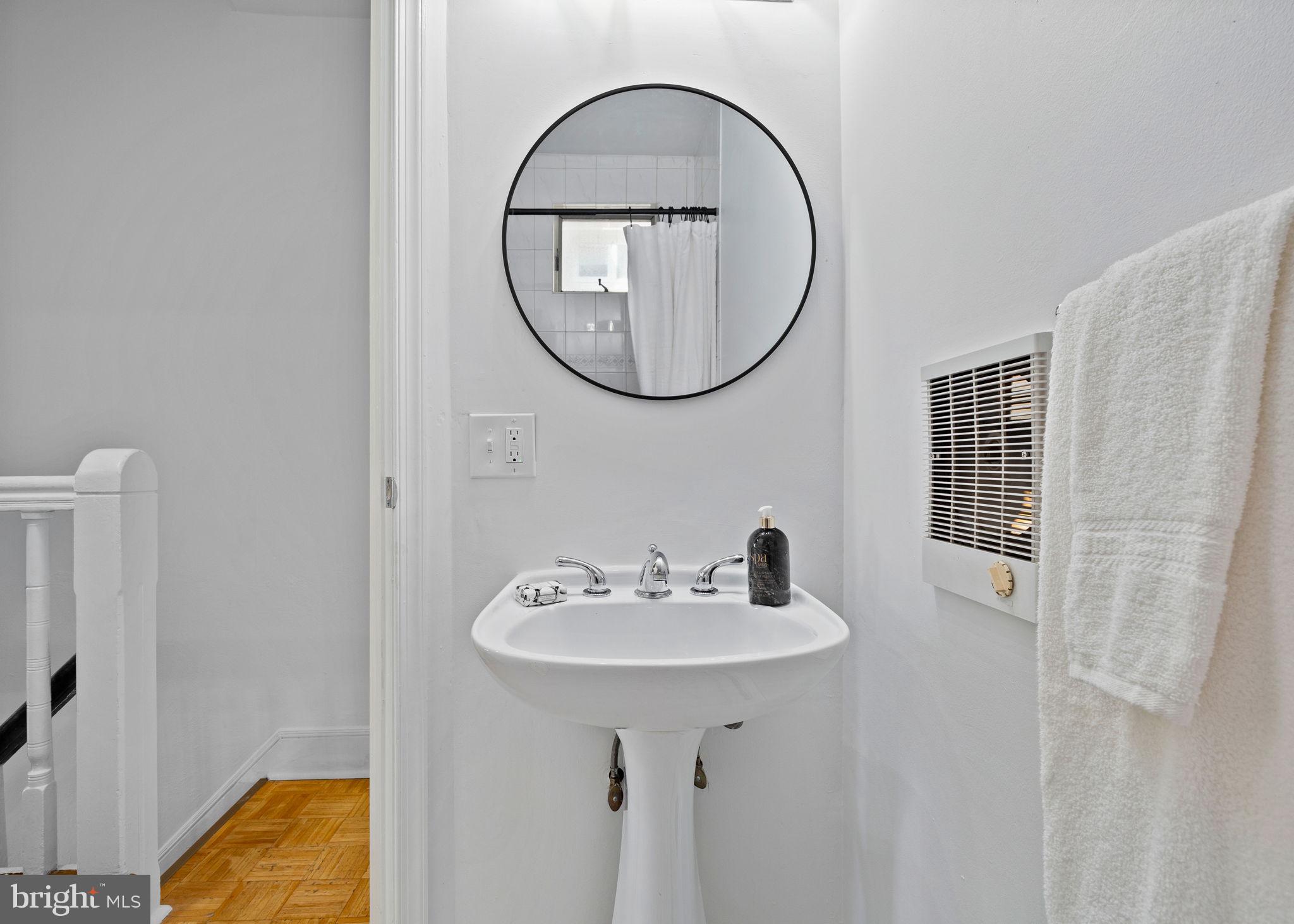 FAIRMOUNT - Residential