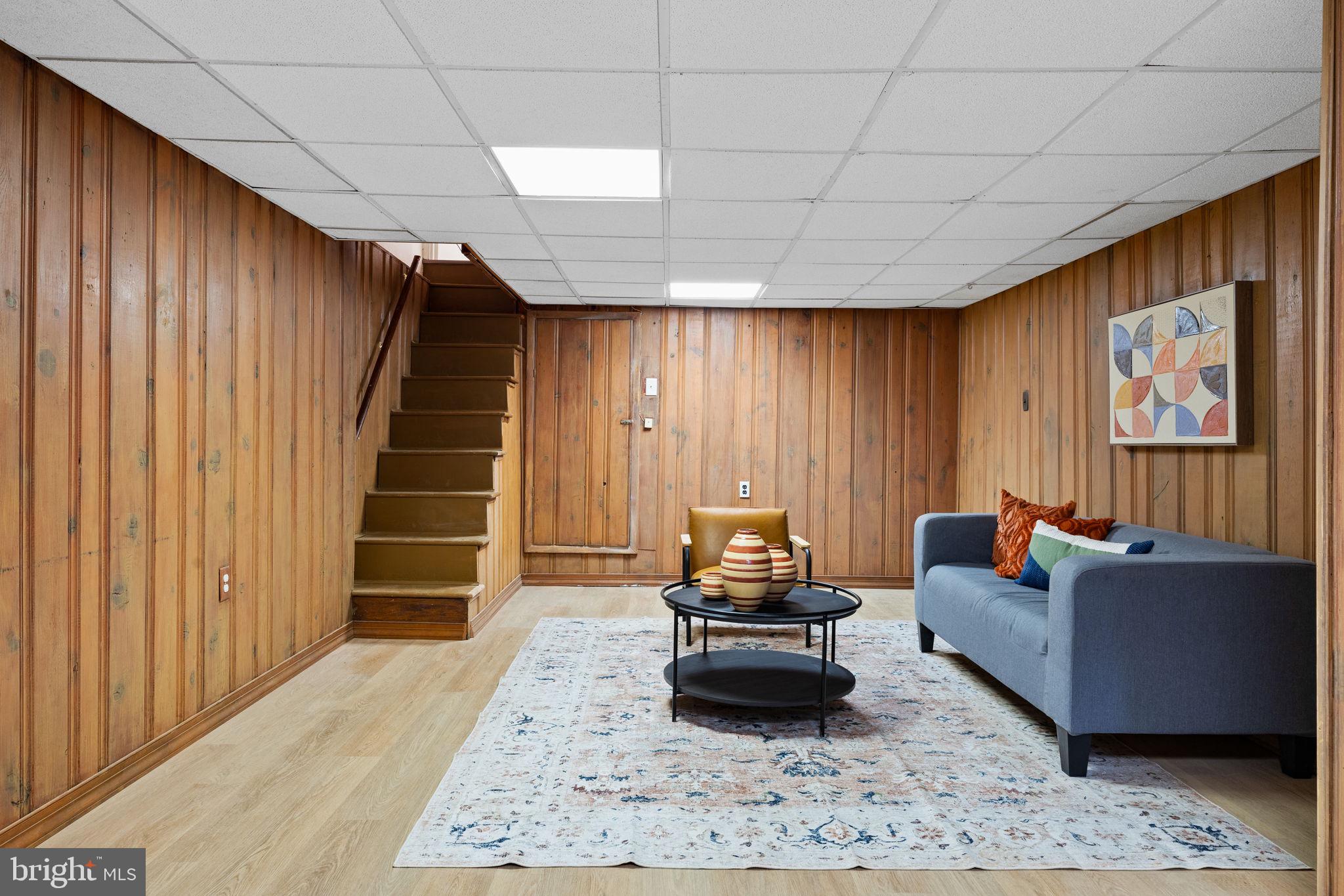 FAIRMOUNT - Residential