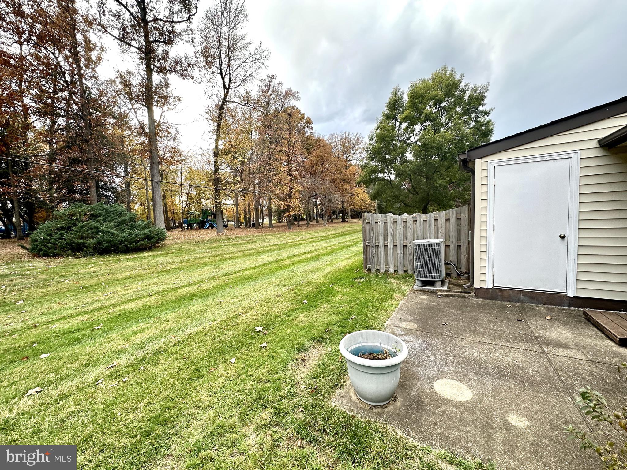 SOMERSET PARK CONDO PHAS - Residential Lease