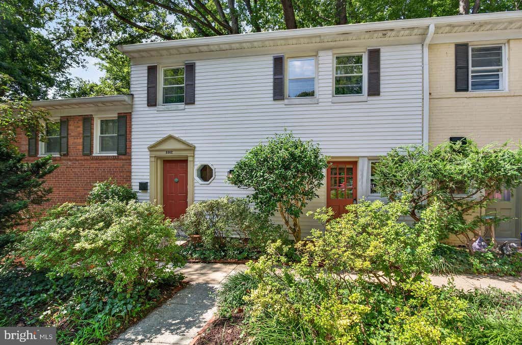 Photo of 8502 Geren Road #19, SILVER SPRING, MD 20901 (MLS # MDMC2252558)