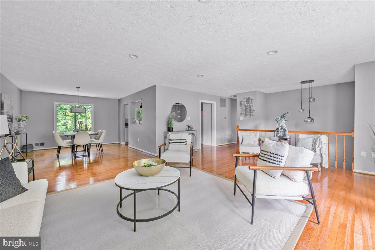 17620 GARRETT DRIVE