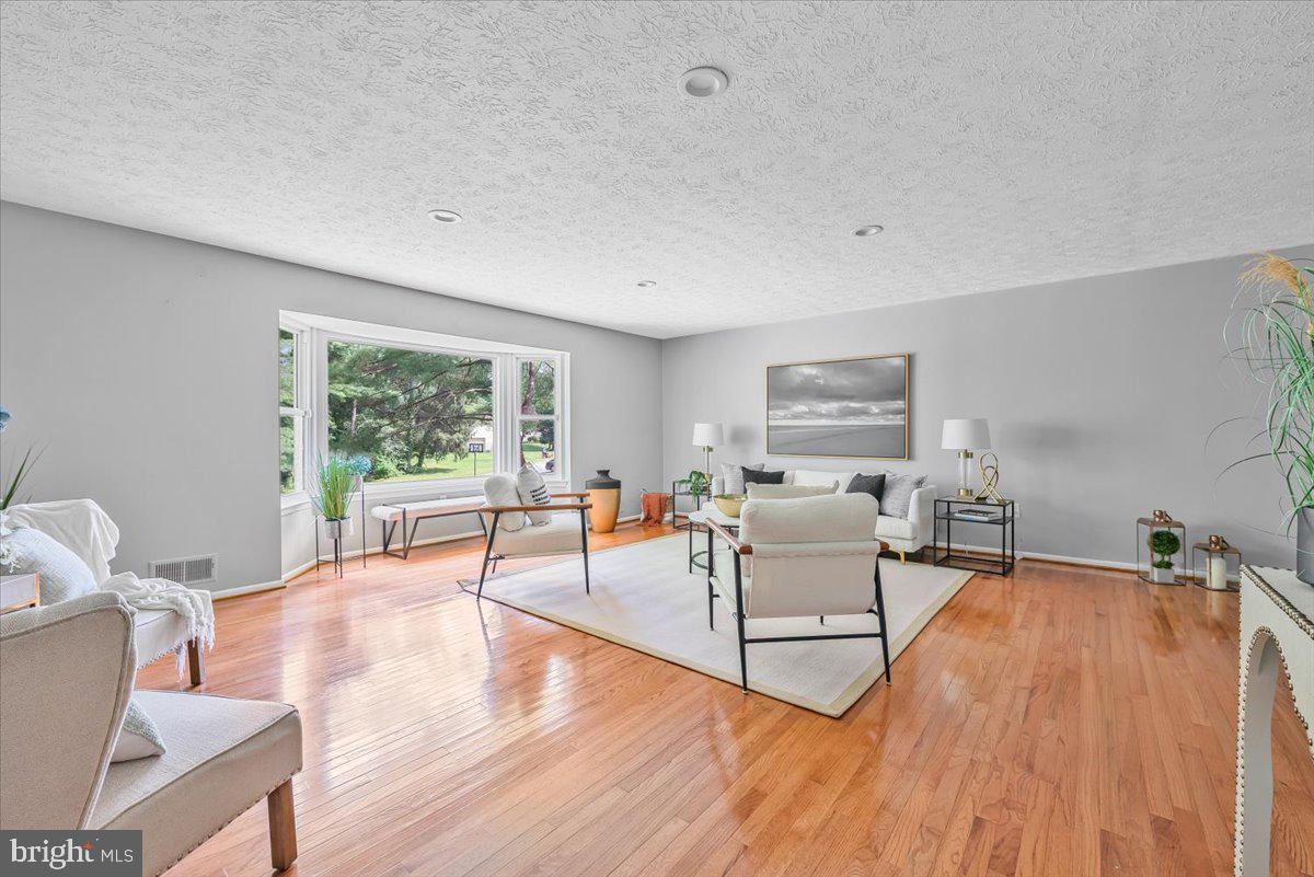 17620 GARRETT DRIVE