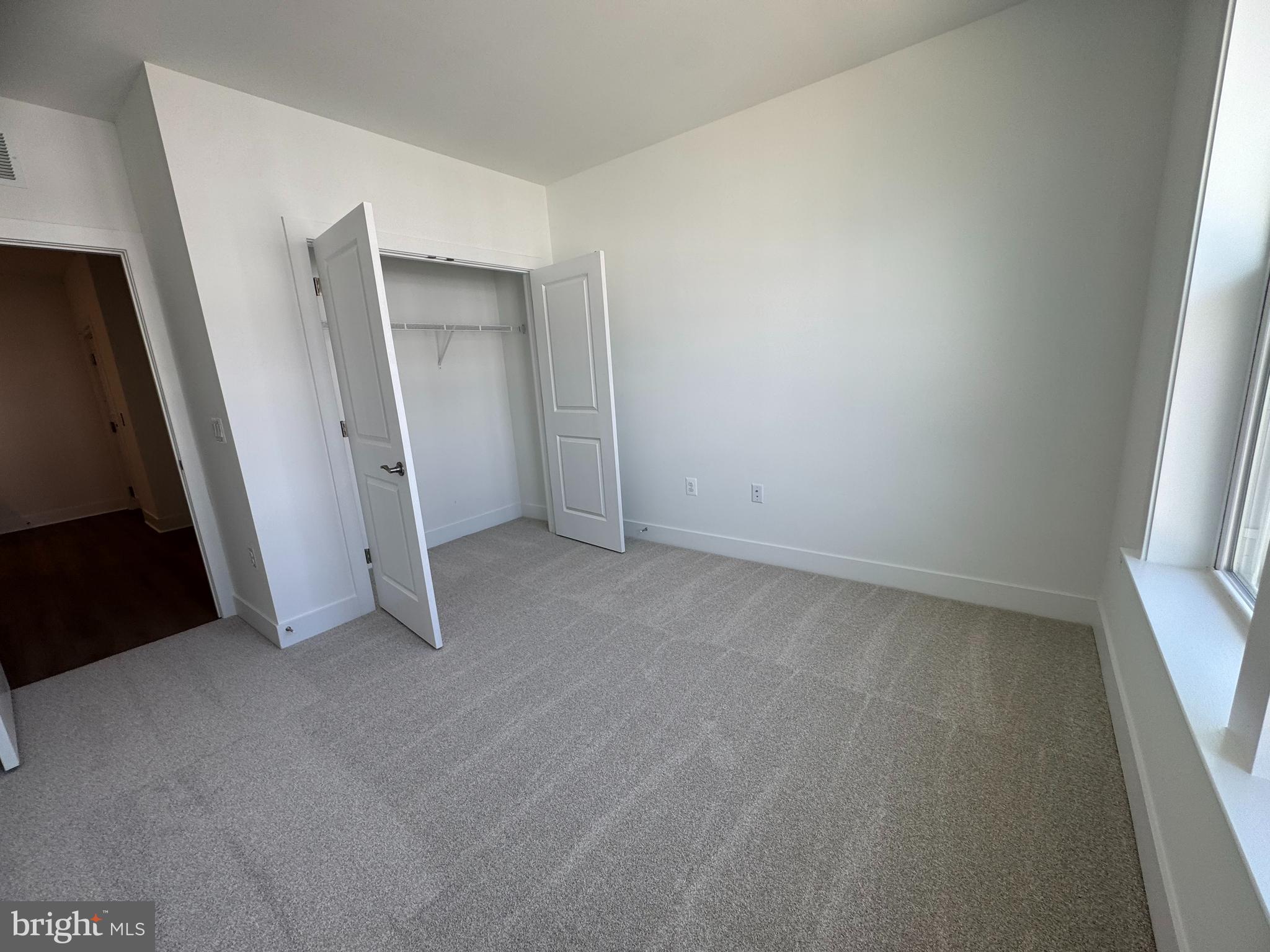 EMBREY MILL - Residential