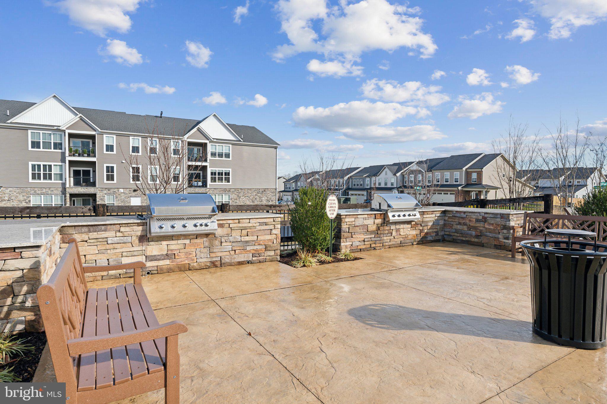 EMBREY MILL - Residential