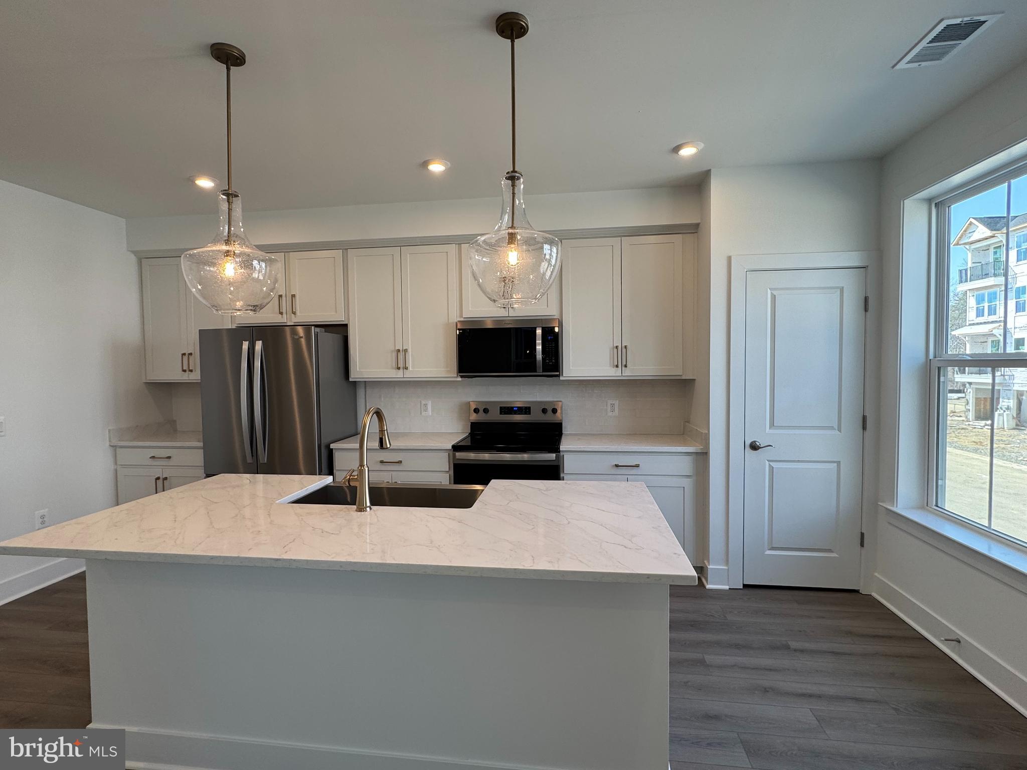 EMBREY MILL - Residential