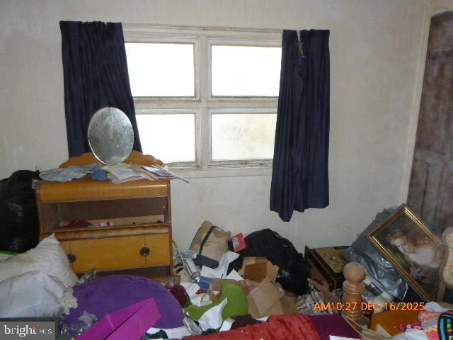 CAPITAL HILL HOMES - Residential