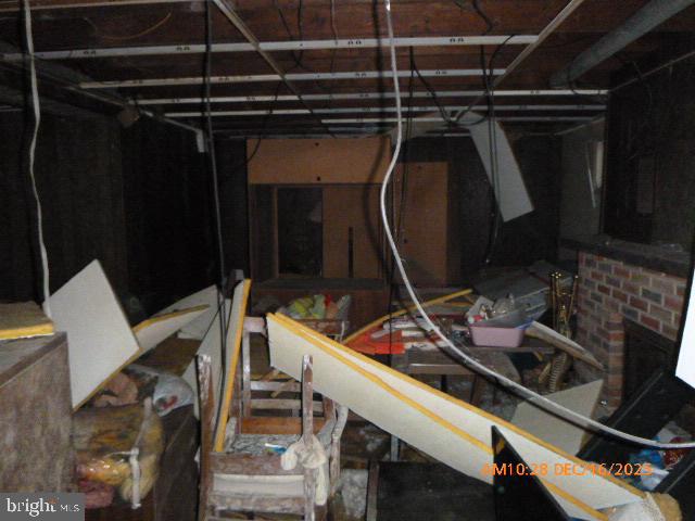 CAPITAL HILL HOMES - Residential