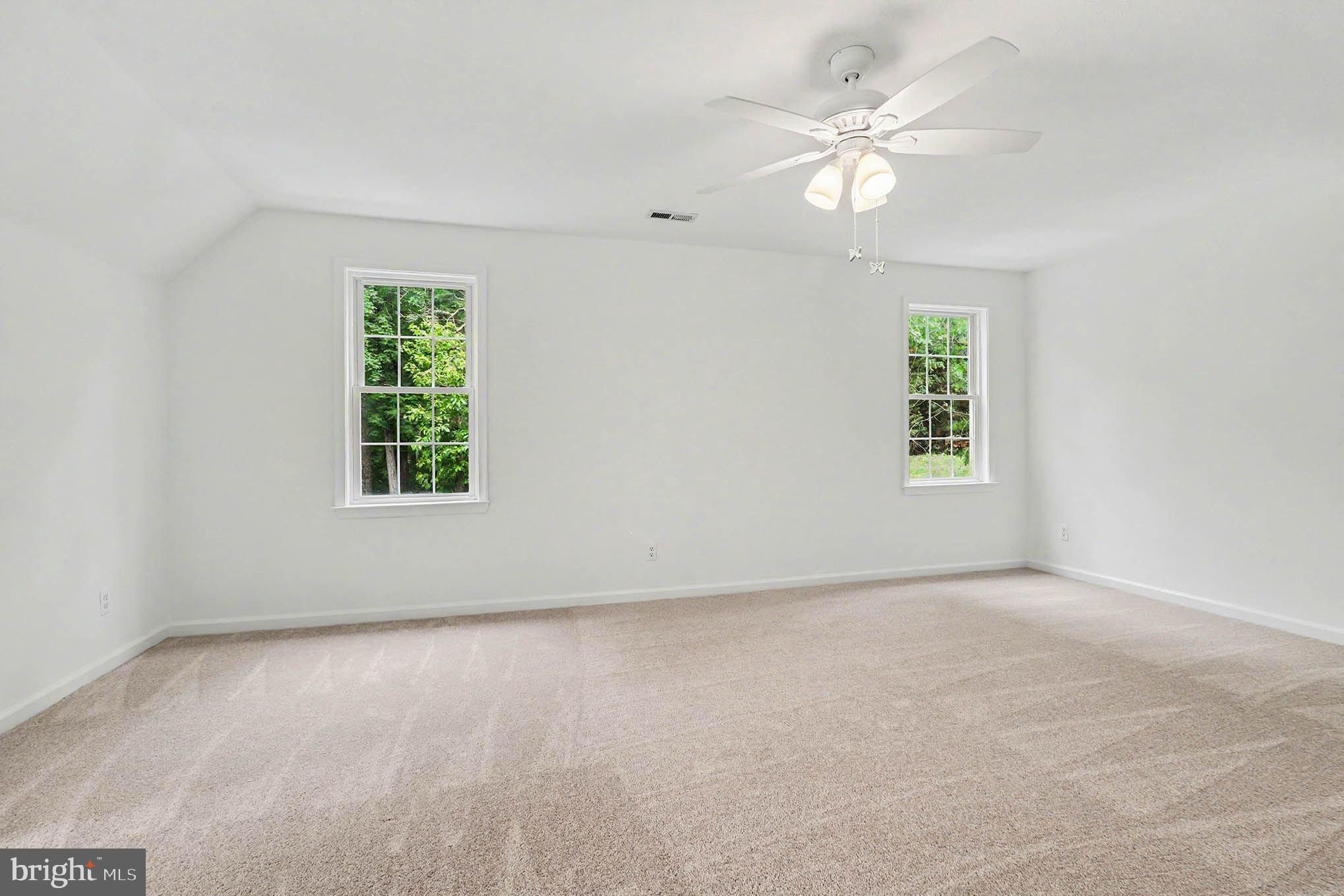 FOX CHASE - Residential
