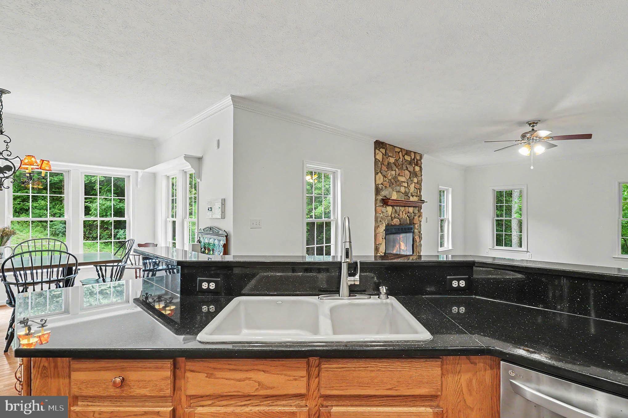 FOX CHASE - Residential