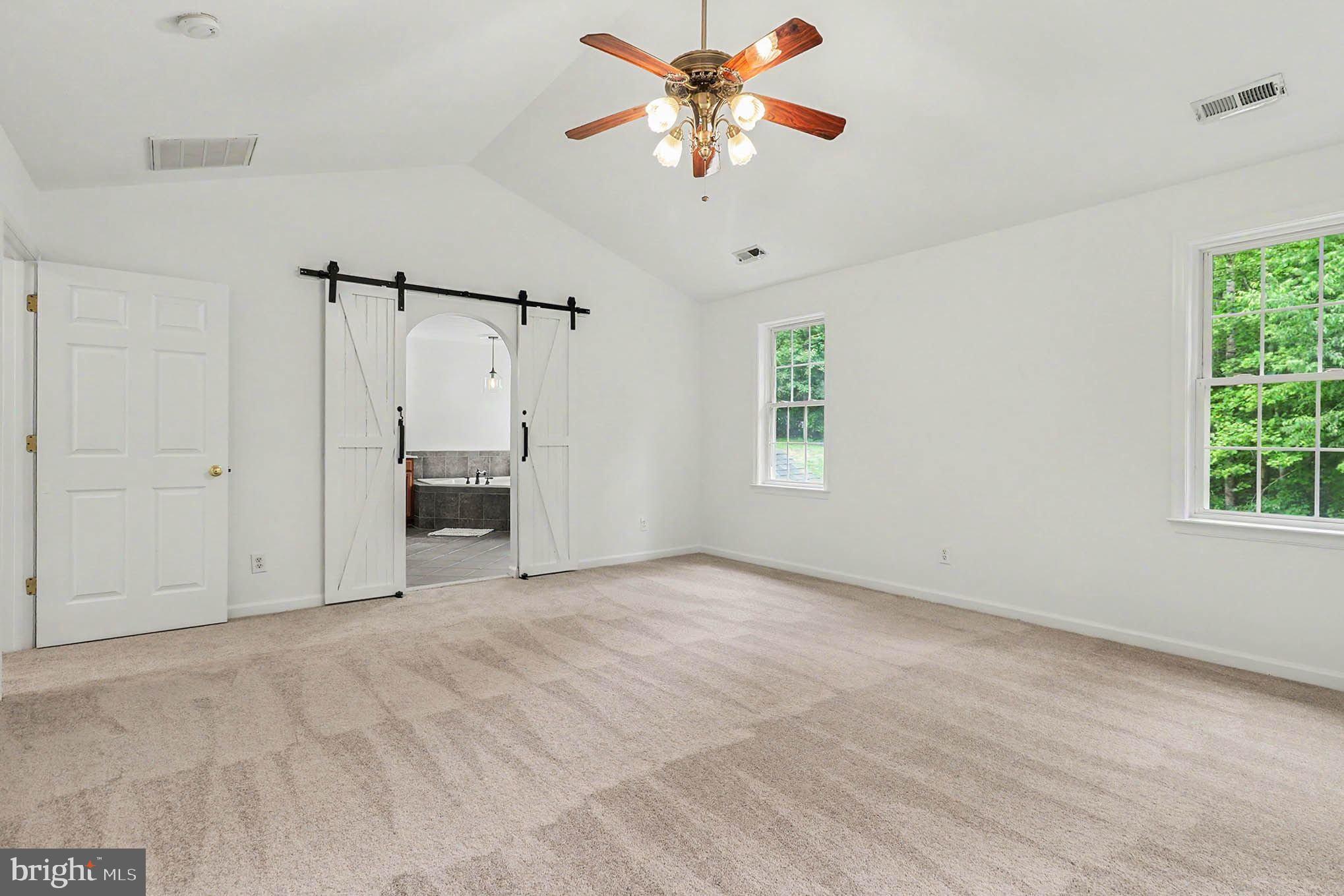 FOX CHASE - Residential