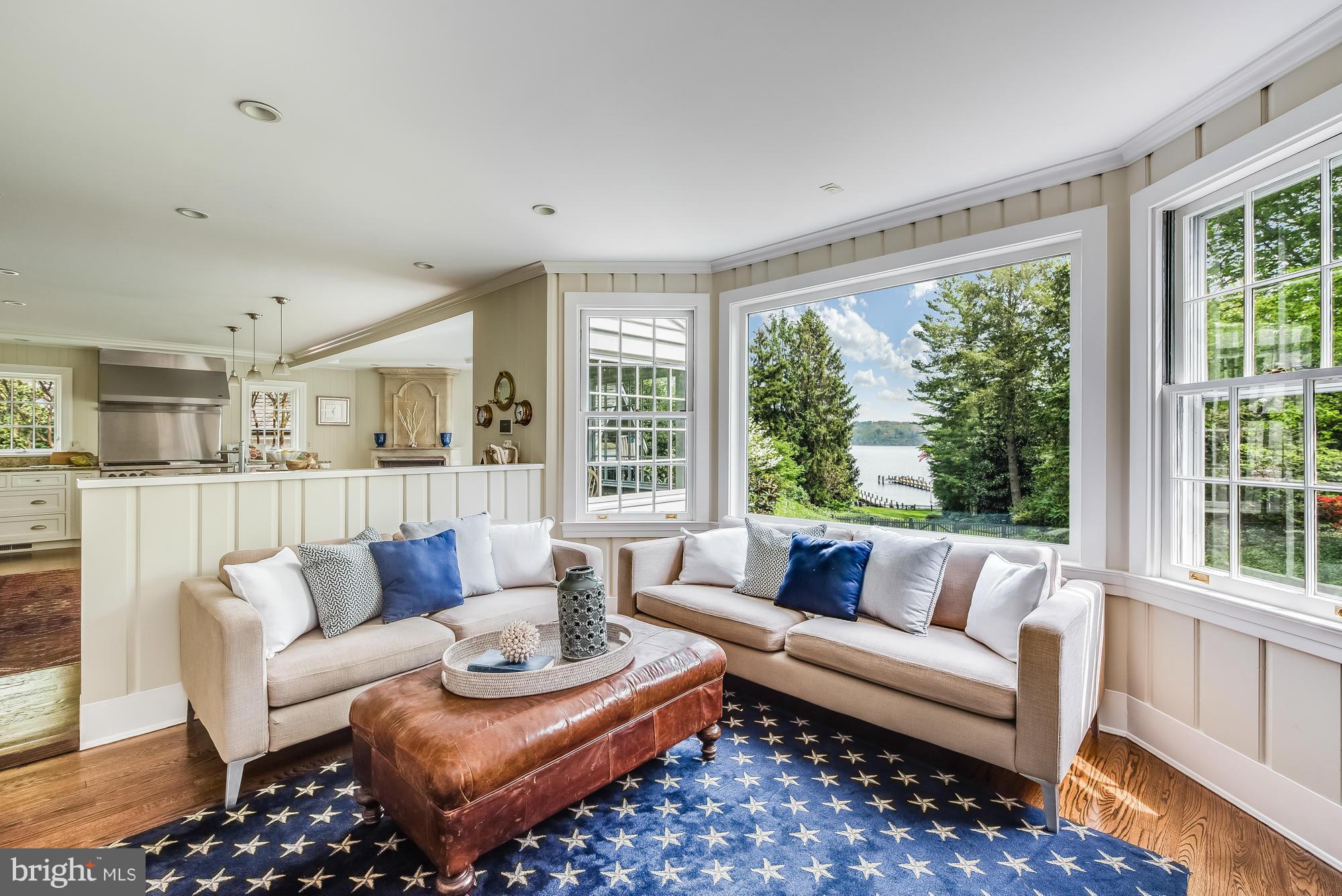 WARDOUR - Residential