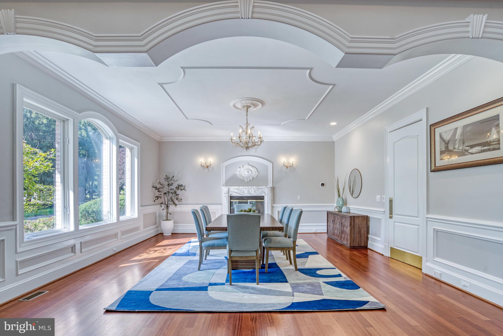 WOODSIDE ESTATES - Residential