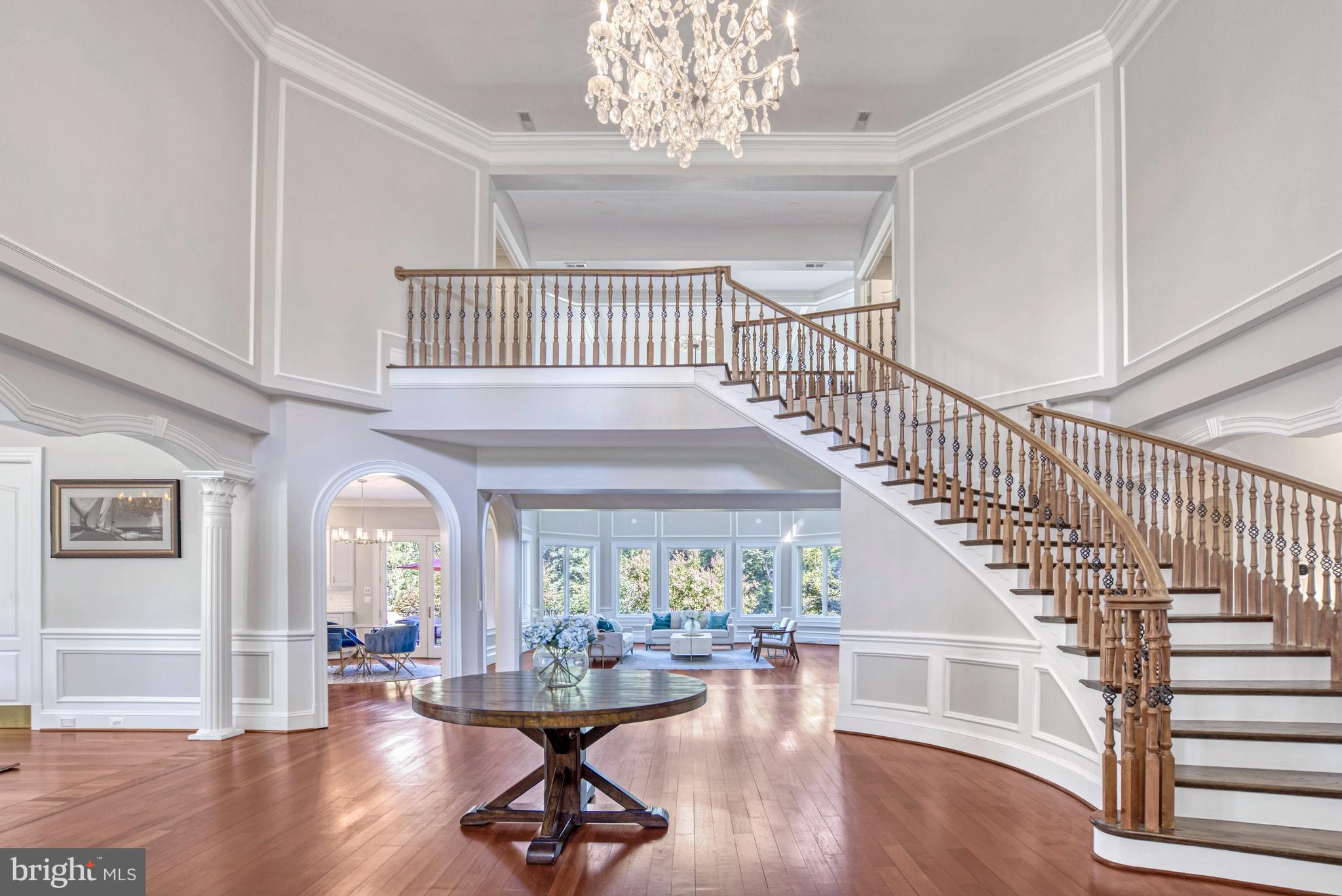 WOODSIDE ESTATES - Residential