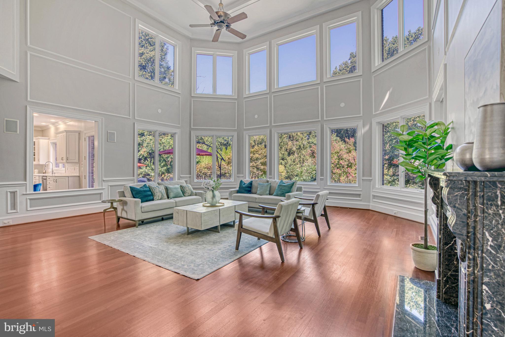 WOODSIDE ESTATES - Residential