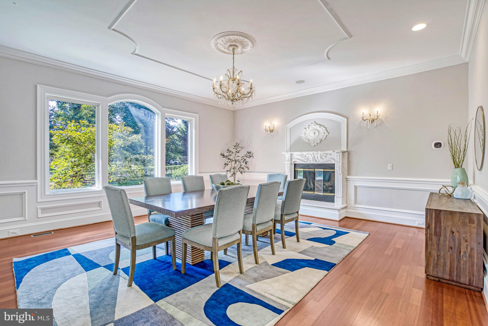 WOODSIDE ESTATES - Residential