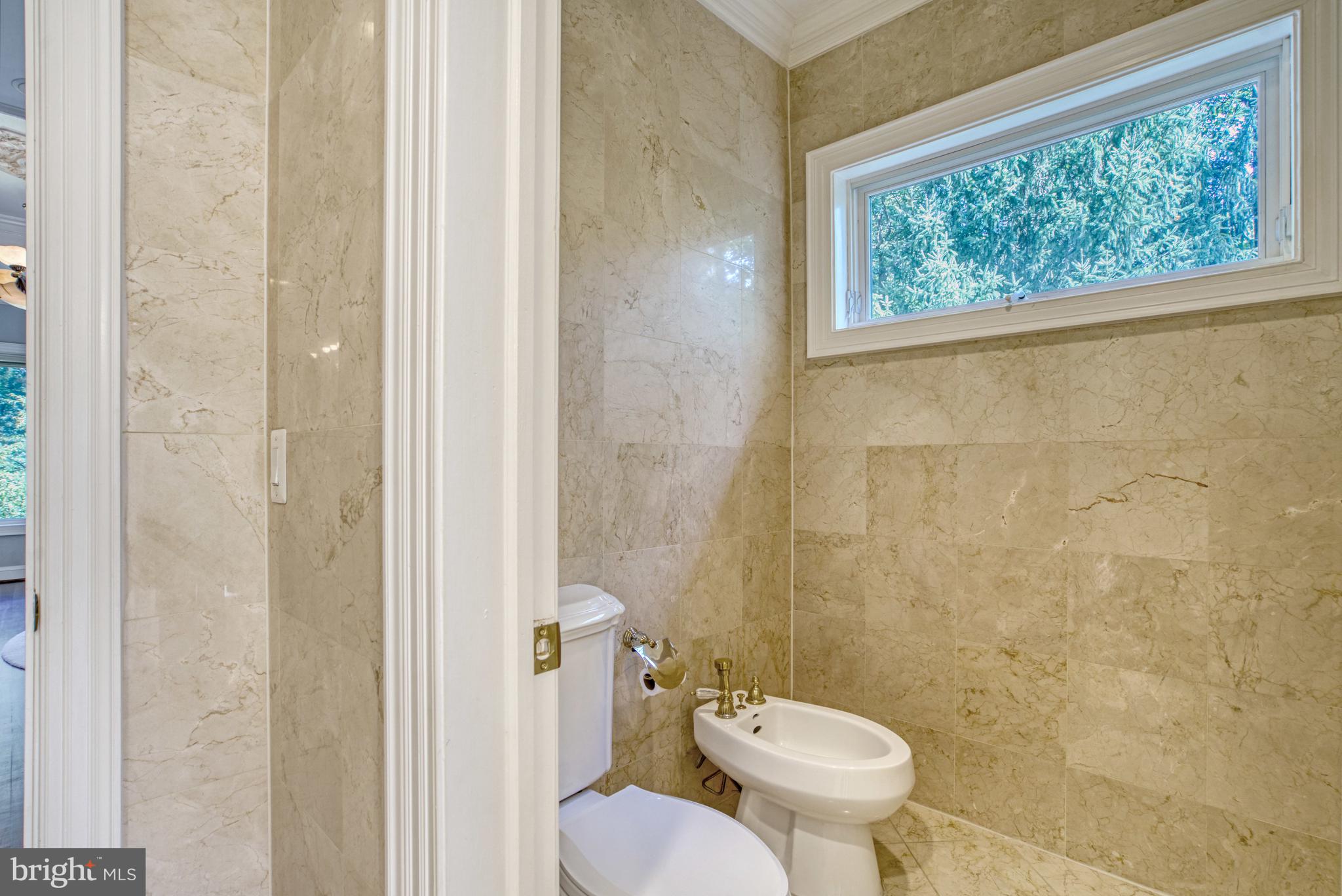 WOODSIDE ESTATES - Residential