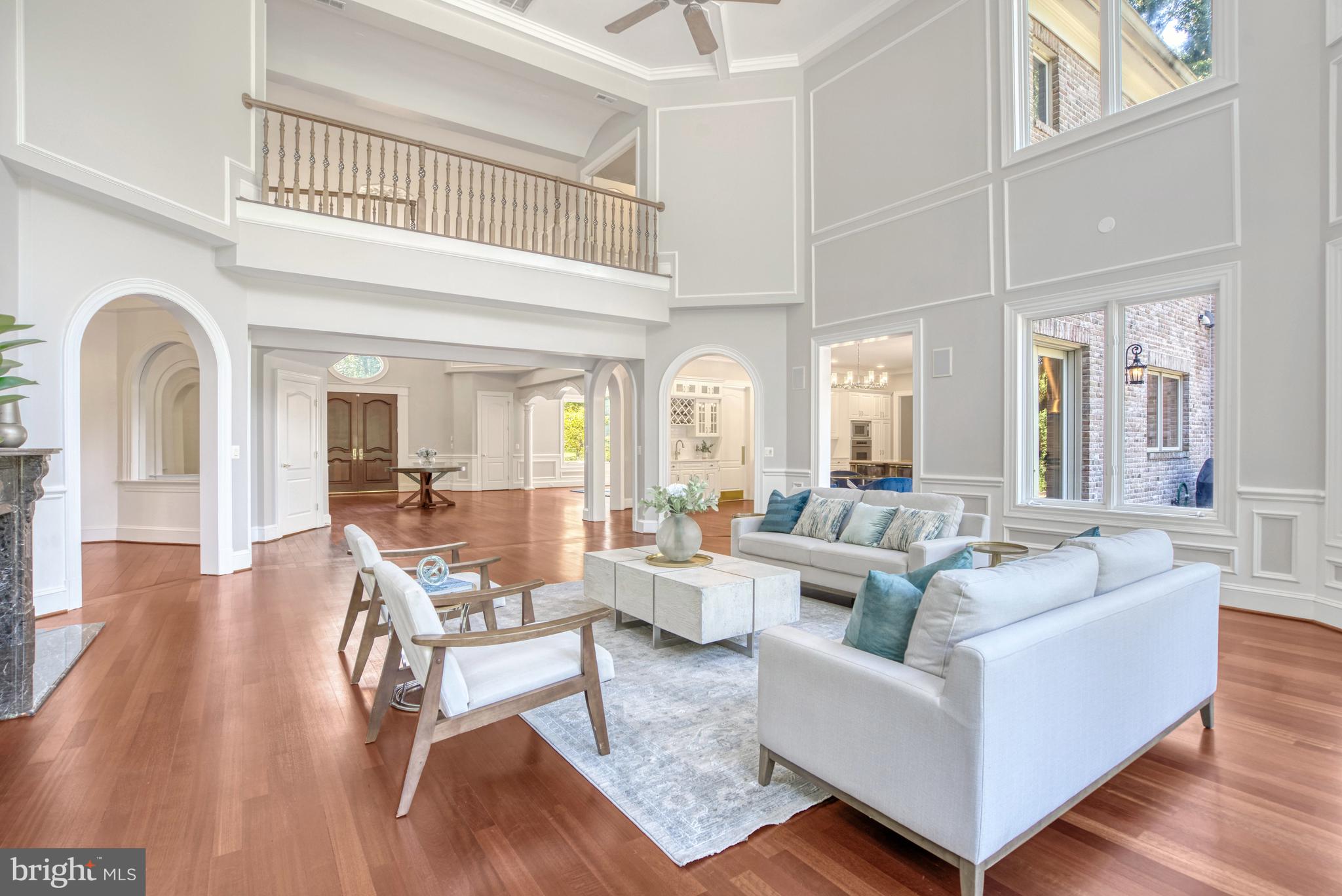 WOODSIDE ESTATES - Residential