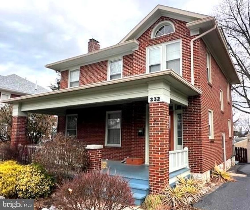 Well-maintained 3-bedroom colonial in the north-end. Original hardwood flooring through out. Plenty of space including a walk-in pantry in the kitchen, as well as a walk-in closet off the primary bedroom. 3rd floor has two sky-lights, and could be used as a 4th bedroom or office. Full bath on the second floor and a half bath in the basement. Large fenced-in back yard, and deck make this home perfect for entertaining. Detached garage with electric. Desirable location in the north-end of Hagerstown. If you've been searching for a large colonial from the early 1900's in excellent condition, you've found it, schedule your showing today. This is a must see in person!