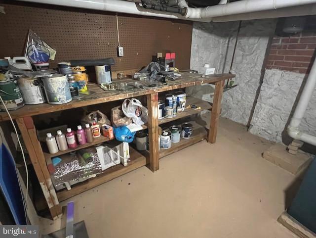 NORTH END - Residential