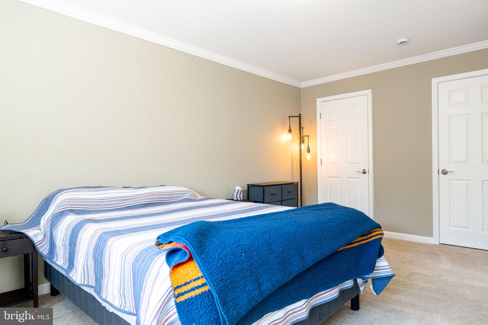 BETHESDA PARK - Residential