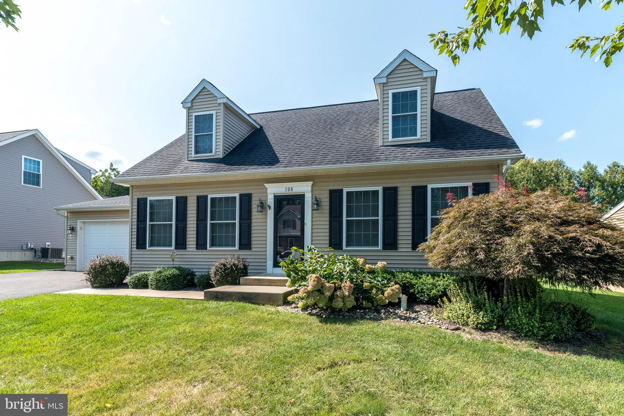 Dublin, Pennsylvania 18917, United States, 3 Bedrooms Bedrooms, ,3 BathroomsBathrooms,Residential,Pending,208061